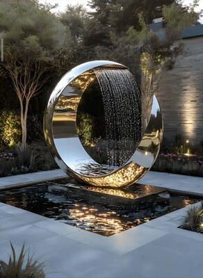Zeitgenössische Metallbrunnen-Skulptur für Gartendekorationen, abstrakte öffentliche Außenskulptur