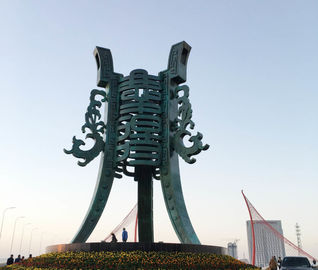 Lebensgroße große Bronzeskulptur im Freien, dekorative Gussbronze-Skulptur